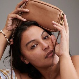 Madewell Carabiner Mini